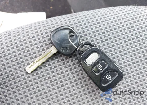 2013 Hyundai Sonata Gls z USA, uszkodzony, nr VIN 5NPEB4AC7DH784332